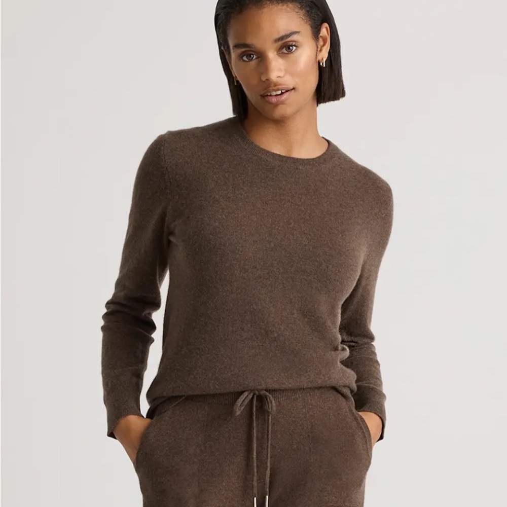Quince Mongolian Cashmere Crewneck Sweater truffle brown size Sm never worn - Picture 4 of 7